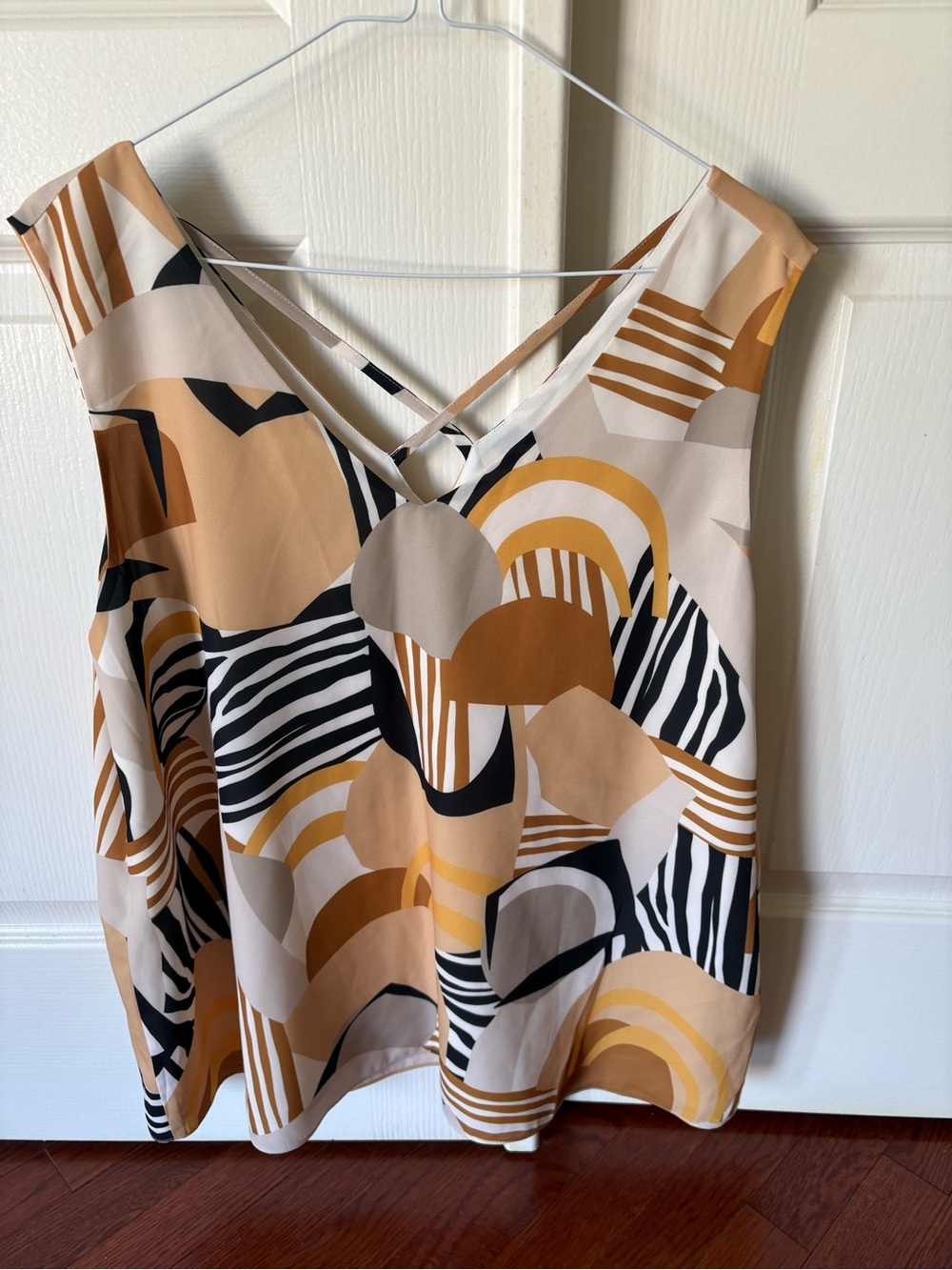 Sleeveless Geometric Print blouse - Beige, Rust & Black
